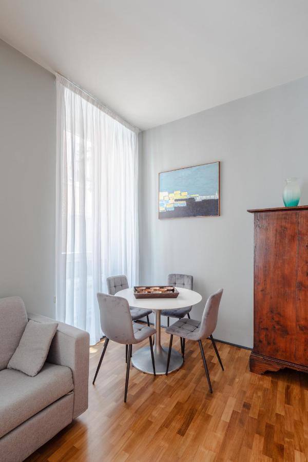 Fontanella Borghese Elegant & Beautiful Apartment Roma Exterior foto